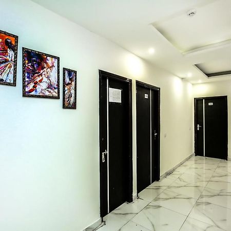 Hotel Wisteria -Main Highway Hotel Zirakpur Luaran gambar