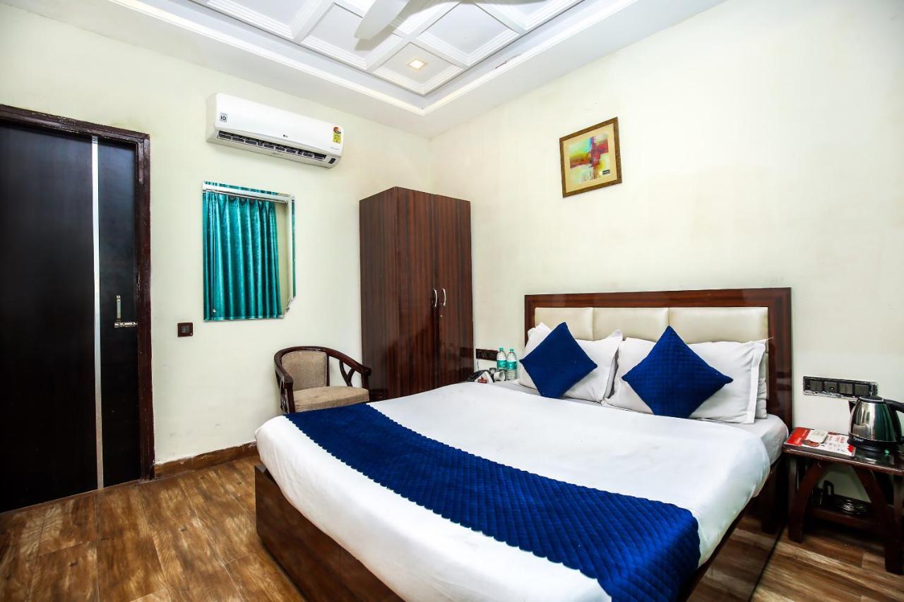 Hotel Wisteria -Main Highway Hotel Zirakpur Luaran gambar